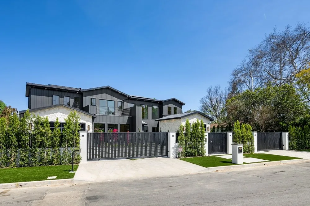 Carter Garage Door & Gates garage door job